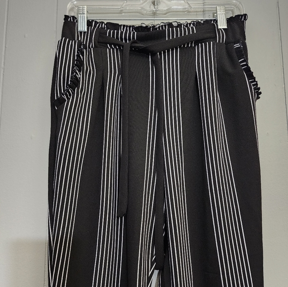 NWOT Soho Apparel Striped Elastic Waist Pants - Picture 2 of 9